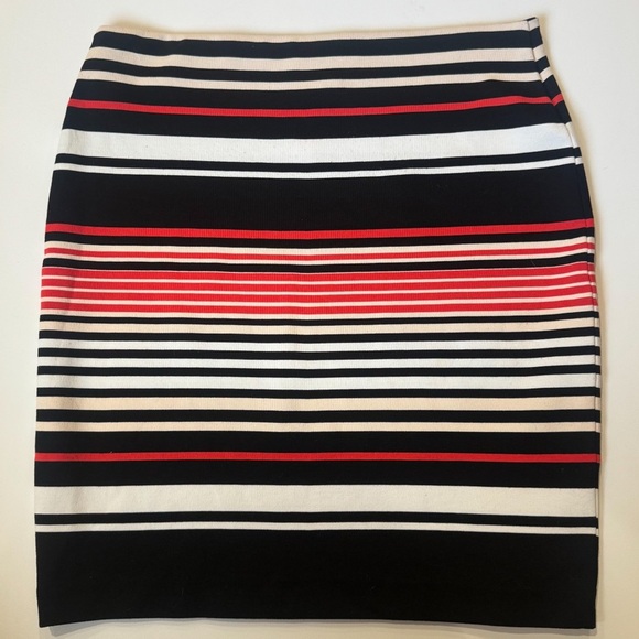 Ann Taylor striped multicolor pencil skirt ❤️ - Picture 4 of 6